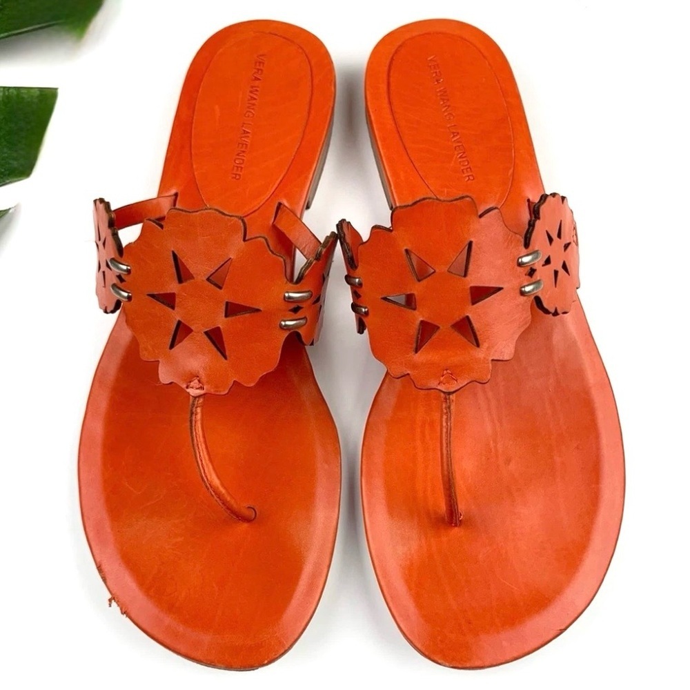 VERA WANG Lavender
Sandals Orange Leather
Thong Laser Cut - Picture 2 of 8